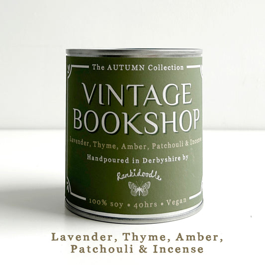 Vintage Bookshop | Candle in a Tin | Book Lover Candle | 240g | 100% soy | vegan | 40 hours | Scented candle